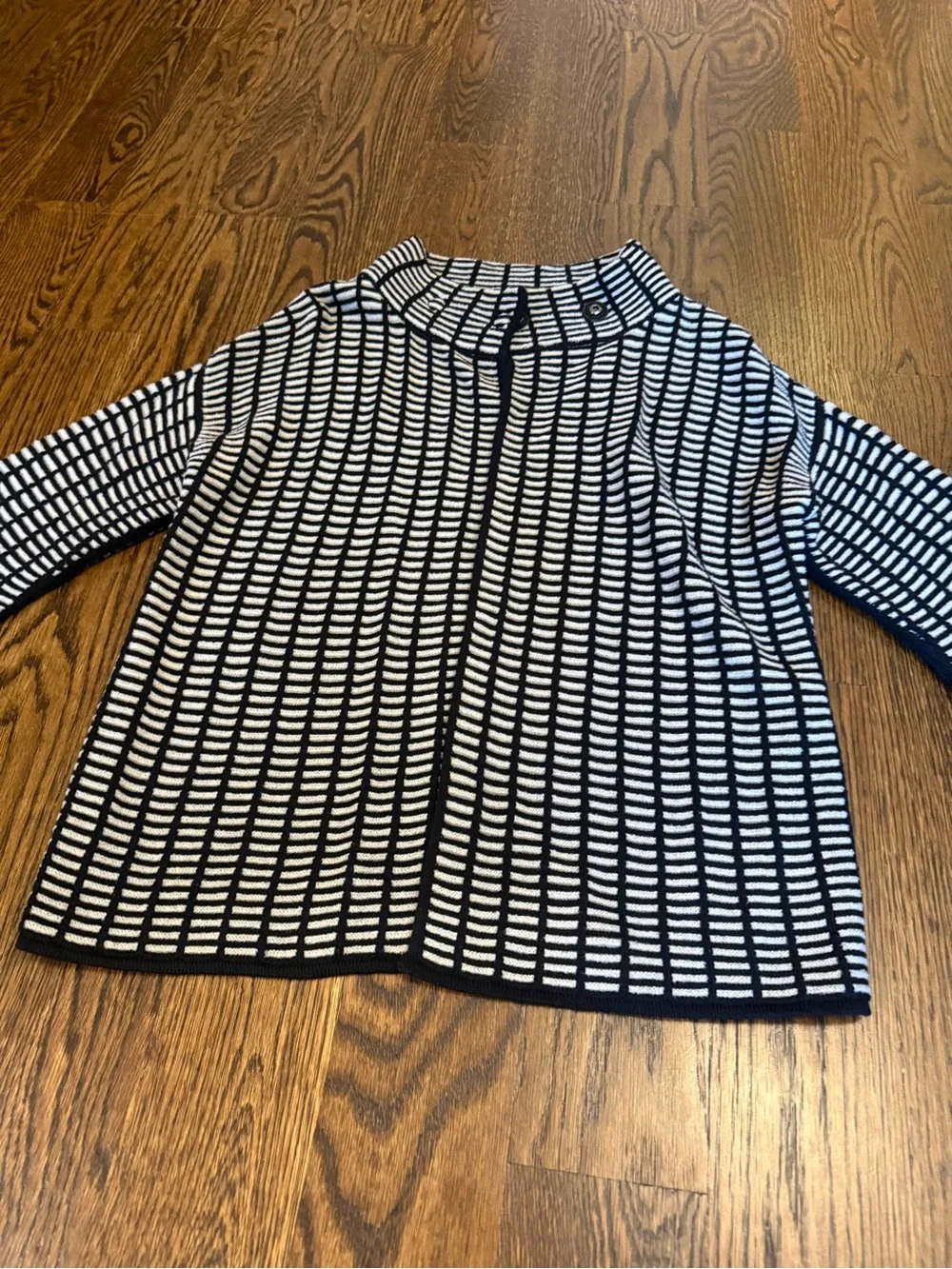 Armani Collezioni Black and White Textured Knit Top
